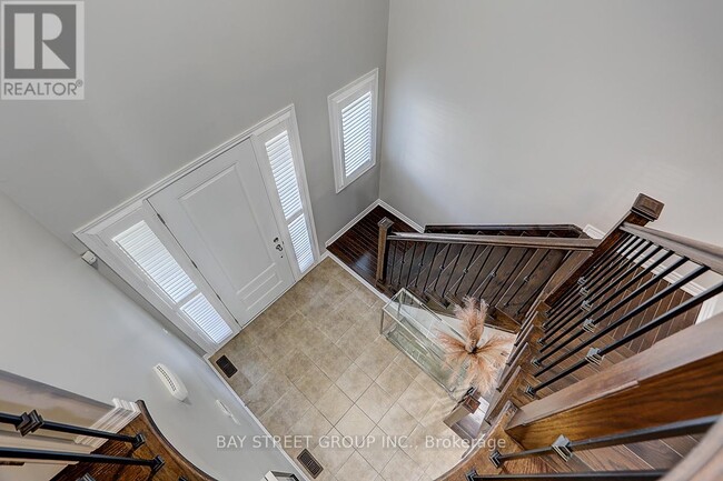 Building Photo - 36 Endeavour Ct