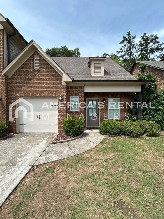 Building Photo - DEPOSIT PENDING! Town home for rent in Gar...