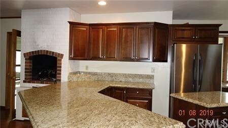 Building Photo - 518 Lakeside Dr
