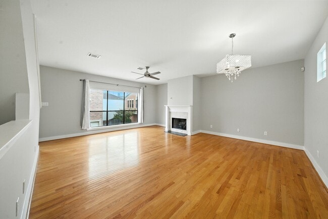 Building Photo - 9709 Riddlewood Ln