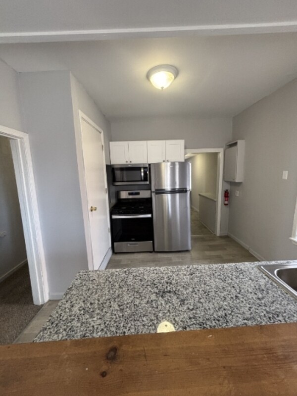 Building Photo - 1520 Fort Park Blvd