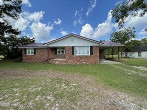 Building Photo - 1400 Old Fayetteville Rd