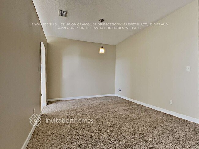 Foto del edificio - 1325 Golf Point Loop