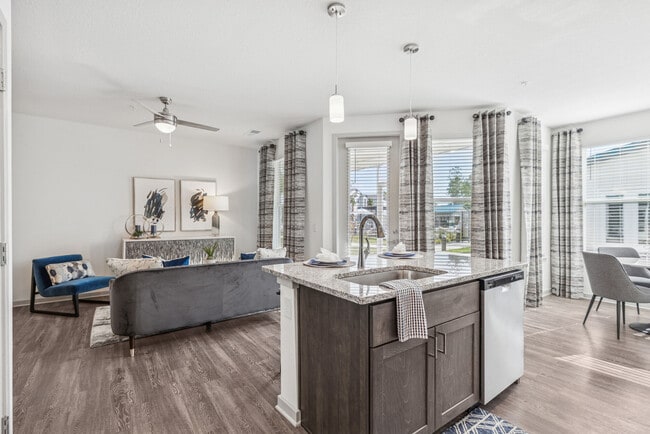 Building Photo - Alera at Hunters Glen