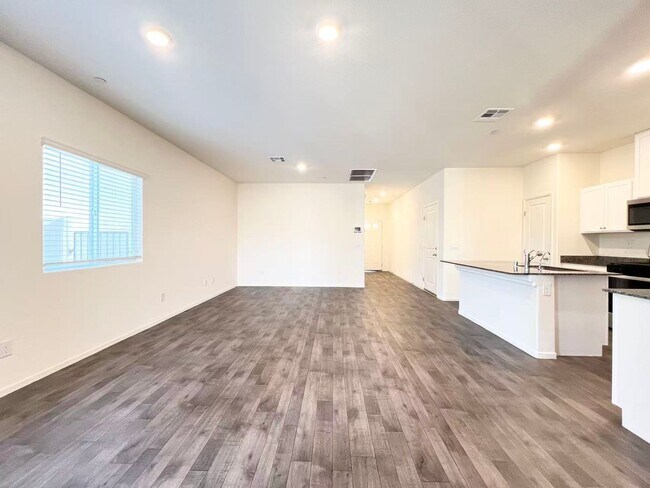 Foto del edificio - 1172 King Lark St