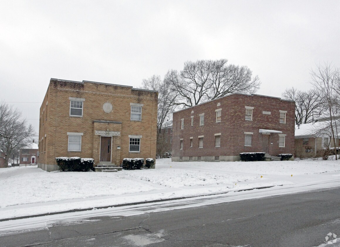 Building Photo - 232-238 E Beechwood Ave