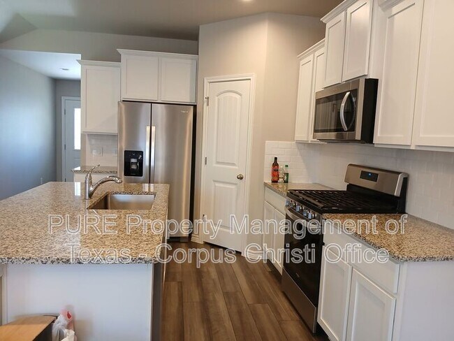 Building Photo - 7610 Rustler Ln