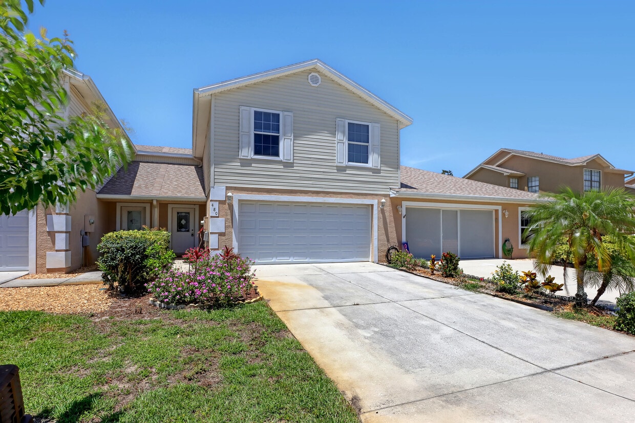 Primary Photo - 480 L M Davey Ln