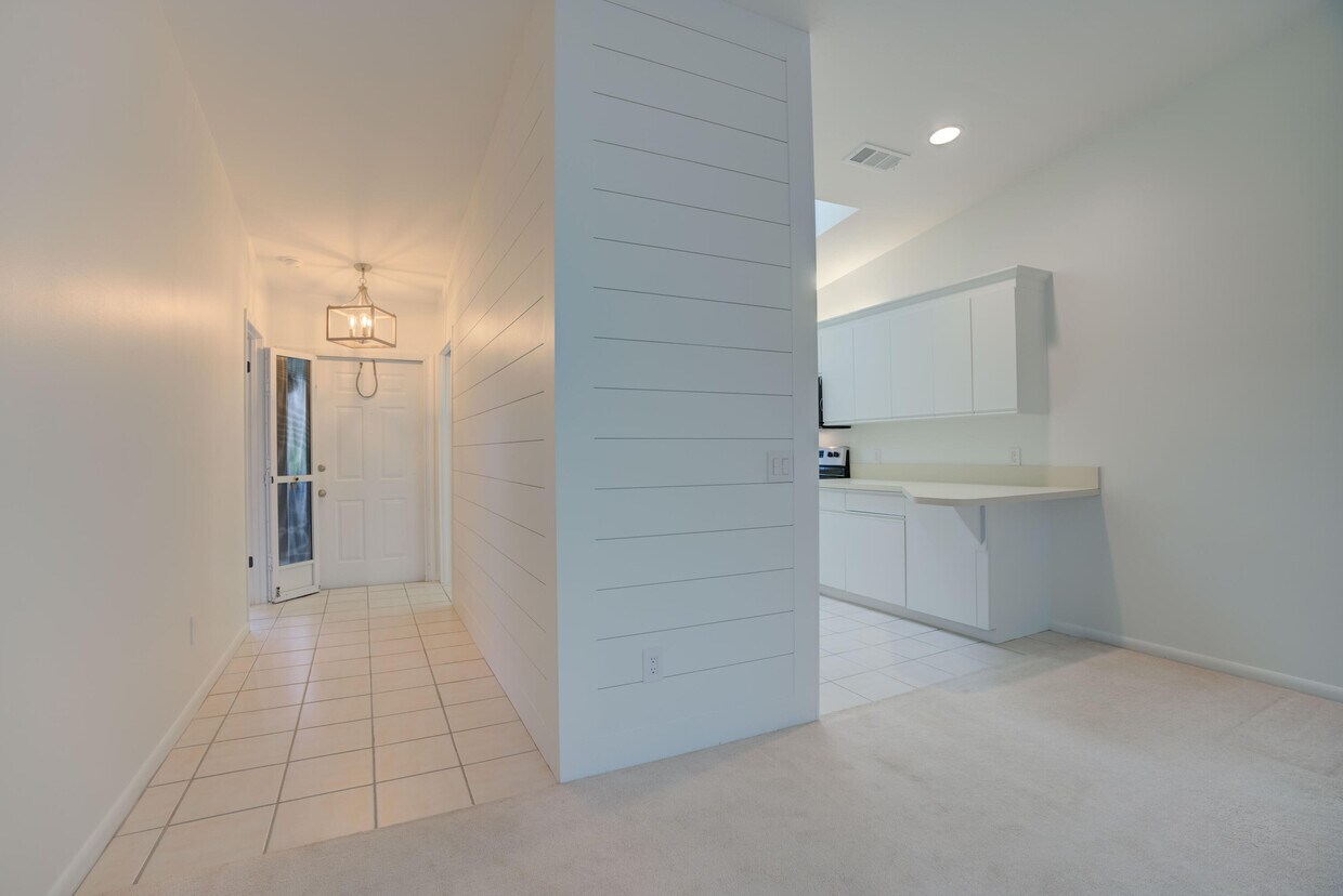 Foto principal - 8291 SE Croft Cir