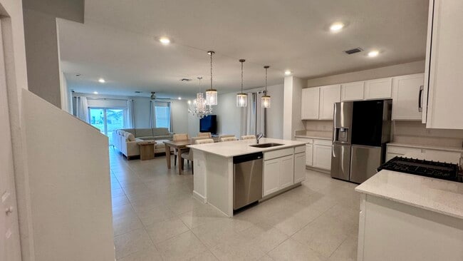 Foto del edificio - 6371 Windwood Wy