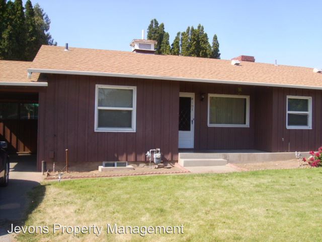 Primary Photo - 4107 W Lincoln Ave