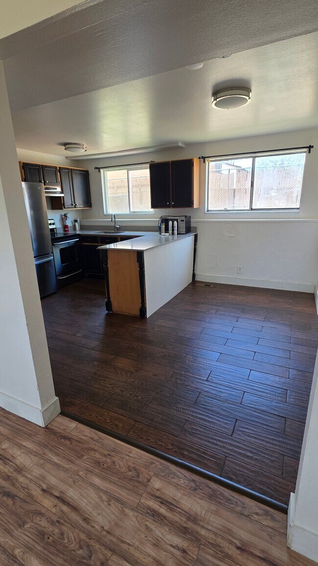 Building Photo - 3394 Mockingbird Way