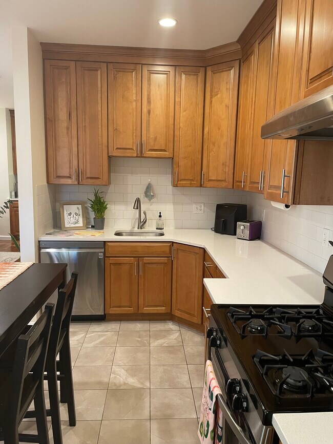 Foto del edificio - 46 Prescott St