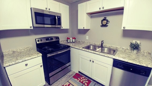 Foto del edificio - 1410 Brewer Rd