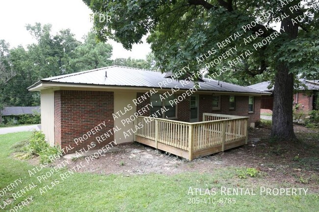 Building Photo - 1149 Carnation Dr