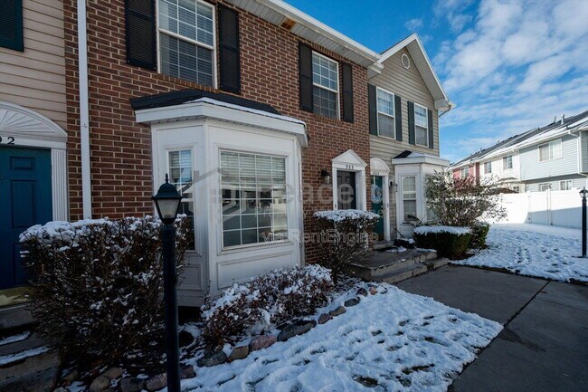 Foto del edificio - 988 S 810 E