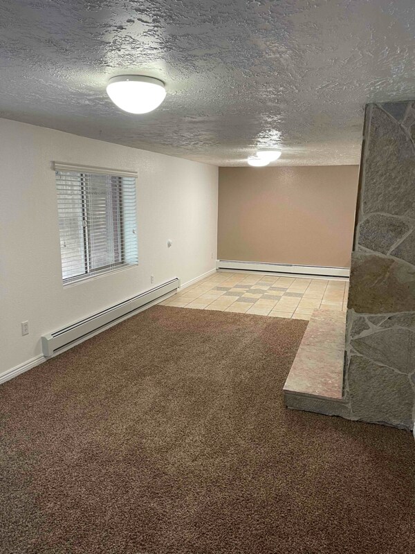 Building Photo - 56 Kingdon Ln