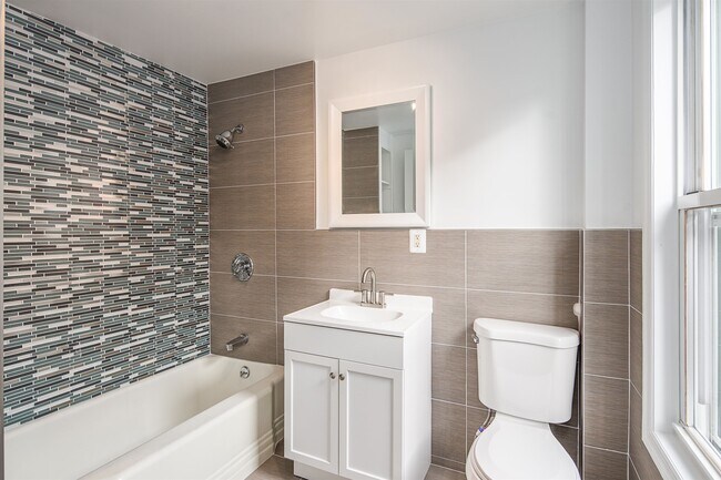 Foto del edificio - 74 COLGATE St