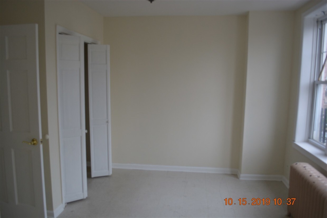 Building Photo - 136 66th St