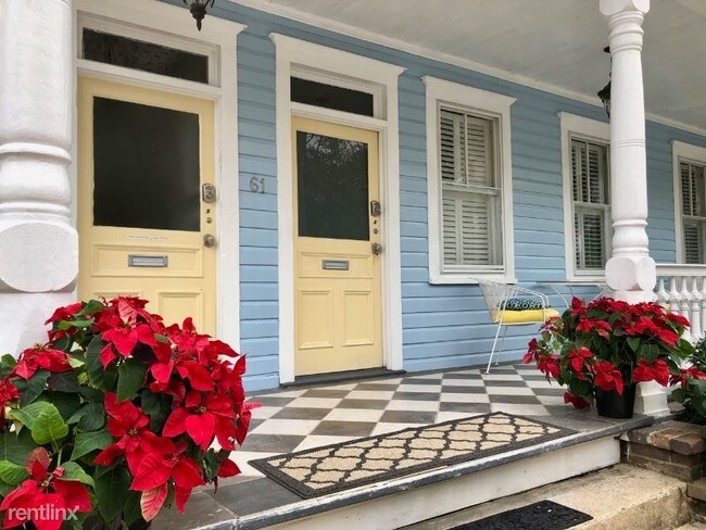 Building Photo - 3 br, 2 bath Apartment - 61 A Montagu Ave