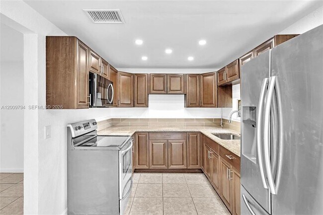 Foto del edificio - 4156 SW 49th Ct