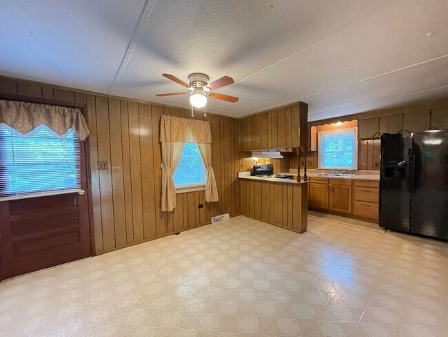 Building Photo - Location, Community, and Quality Living, S...