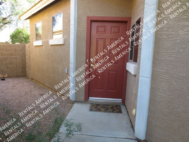 Foto del edificio - 21829 N 40th Pl