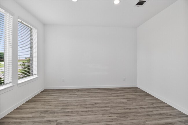 Building Photo - 4226 San Leo Ct