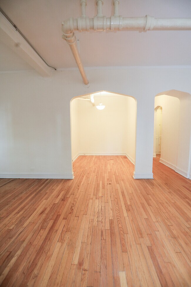 Foto del edificio - 4510 N Paulina St
