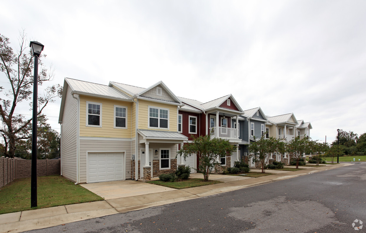 Primary Photo - Element Townhomes