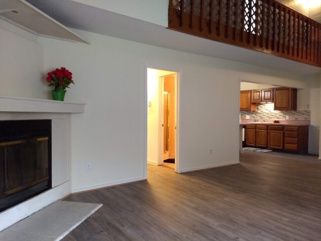 Building Photo - 228 Evergreen Ct