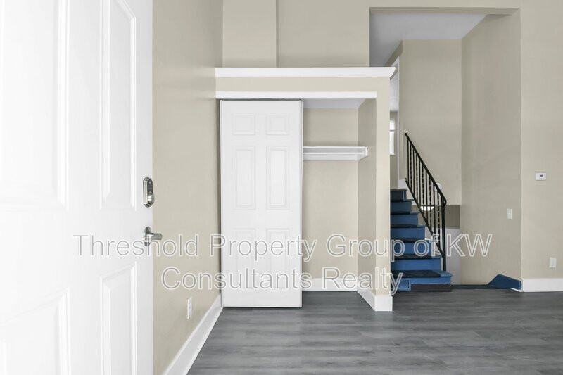 Foto principal - 1794 Genessee Ave