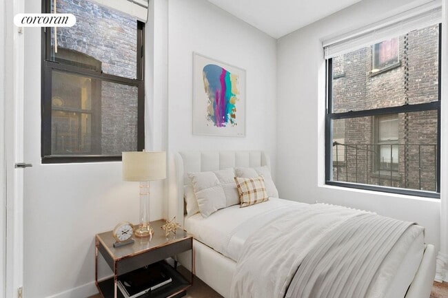 Building Photo - 452 Amsterdam Ave