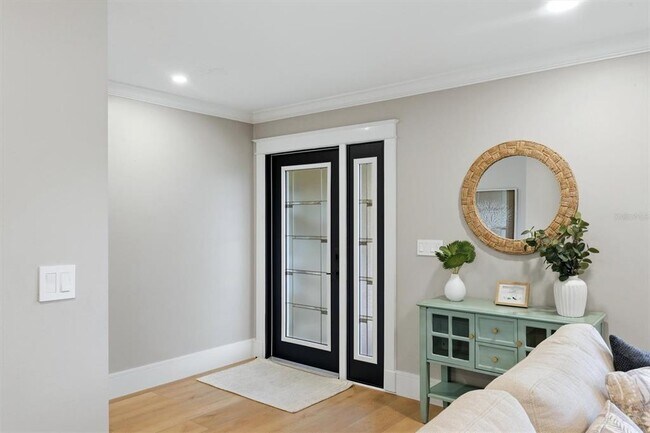 Foto del edificio - 5159 Oakmont Pl