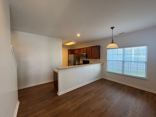 Foto del edificio - Charming 3/2.5 Easley Home Available Now!