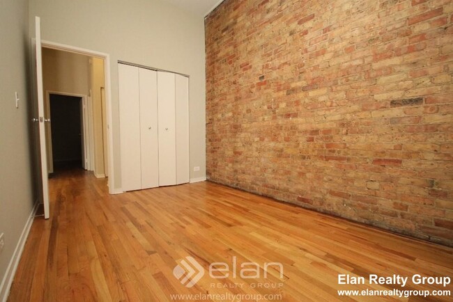 Foto del edificio - 424 W Belden Ave