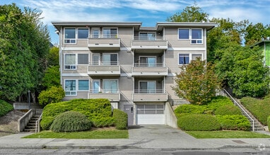 Building Photo - 1511 14th Ave S