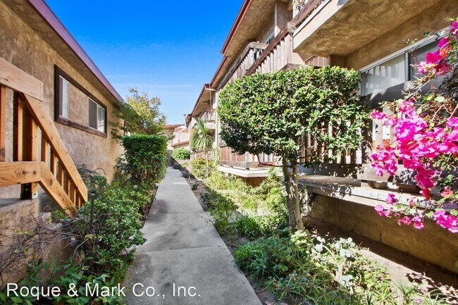 Building Photo - 1 br, 1 bath Apartment - 817 Hill Street 8...