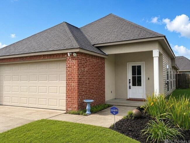 Foto del edificio - 15484 Oakstone Dr