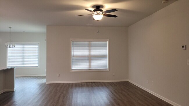 Foto del edificio - Huntsville Haven with Granite Elegance!" D...
