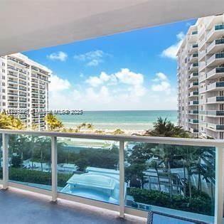 Foto del edificio - 2301 Collins Ave