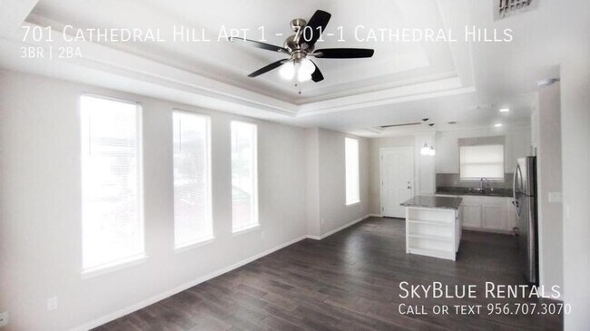 Building Photo - 701 Cathedral Hl