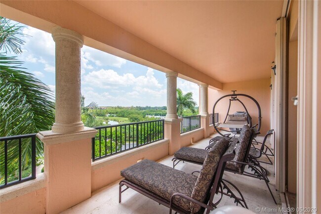 Building Photo - 13647 Deering Bay Dr