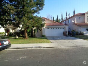 Building Photo - 8304 Black Knot Ct