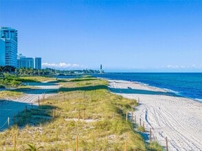 Building Photo - 704 N Ocean Blvd