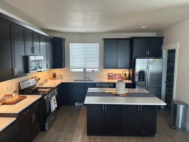 Foto del edificio - 107 W Ryker Ln