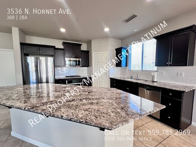 Foto del edificio - 3536 N Hornet Ave
