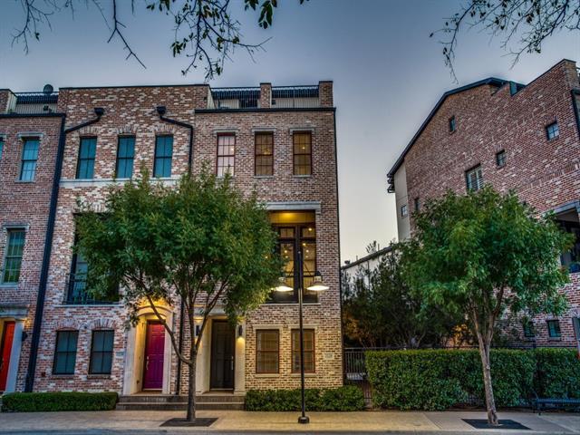 Building Photo - 2128 Canton St