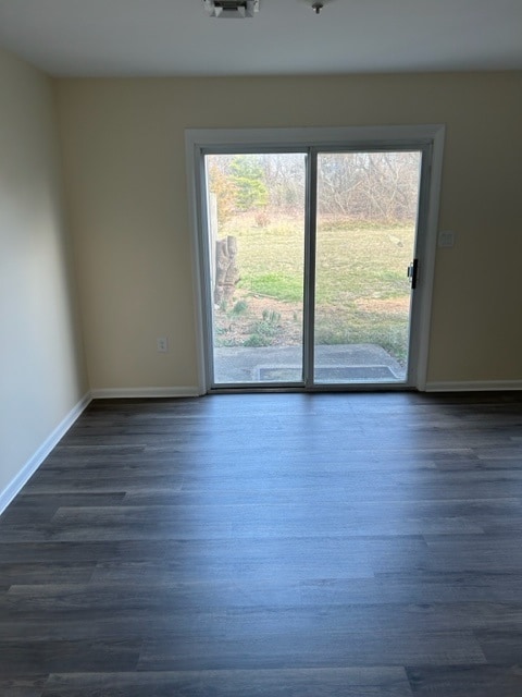 Living Room/Dining Room - 1711 English Dr