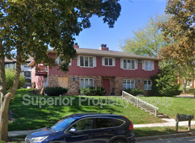 Foto principal - 2 S Wickham Ct